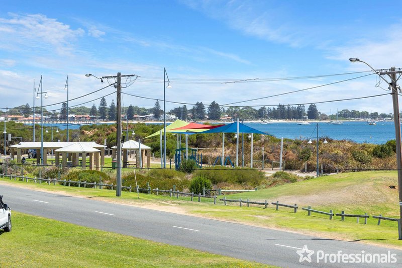 Photo - 15/99 Rockingham Beach Road, Rockingham WA 6168 - Image 24