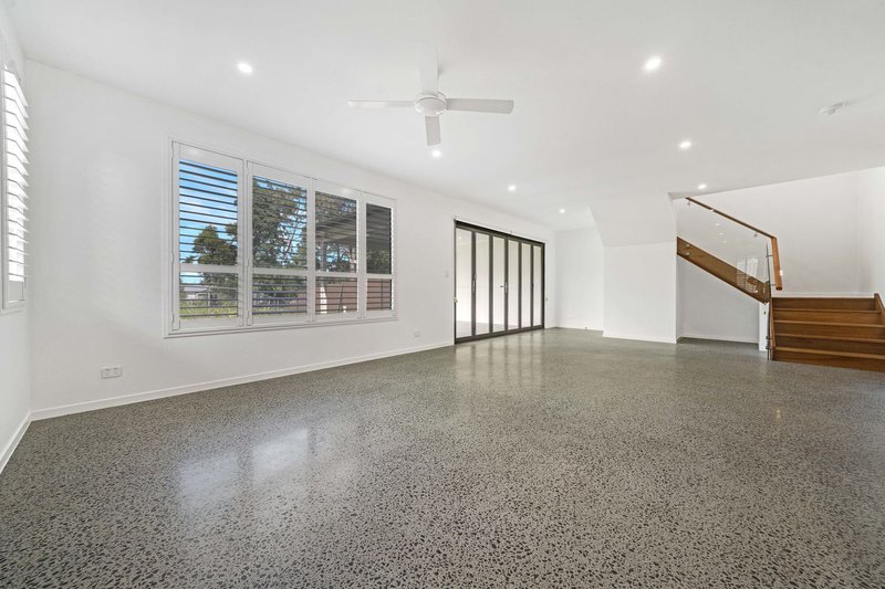 Photo - 159a Chatswood Road, Daisy Hill QLD 4127 - Image 3