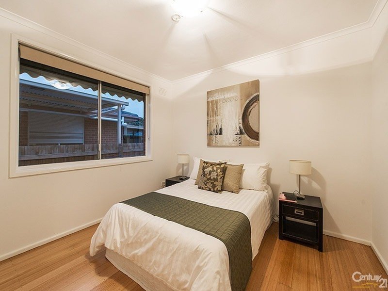 Photo - 15A Barringun Crescent, Clayton South VIC 3169 - Image 7