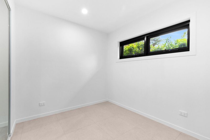 Photo - 15a Cavan Road, Killarney Heights NSW 2087 - Image 3