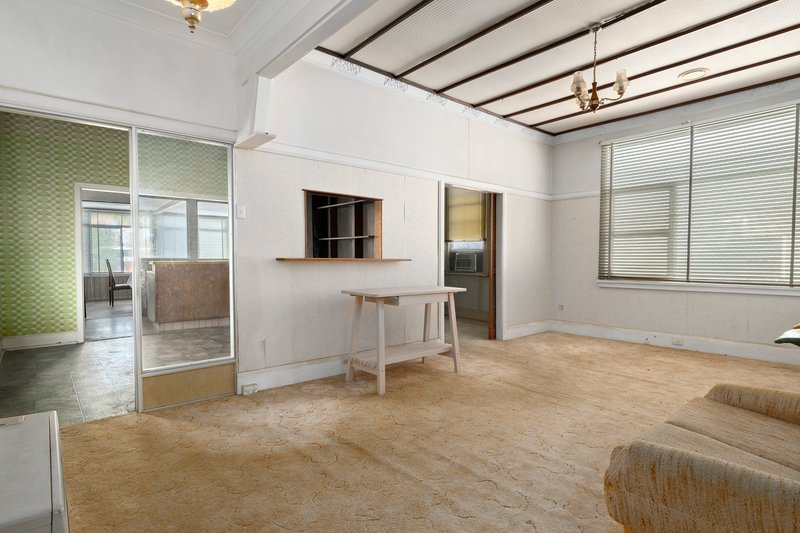 Photo - 15A Connemarra Street, Bexley NSW 2207 - Image 3