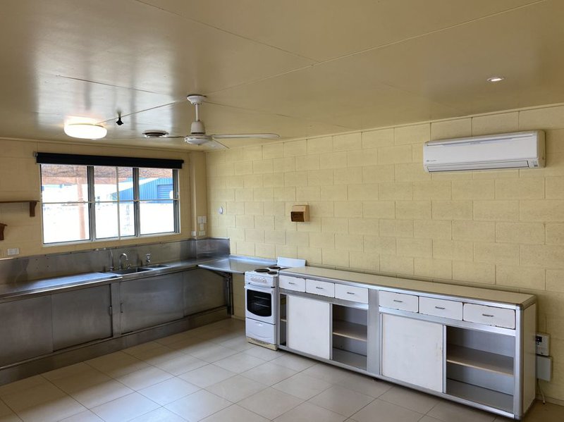 Photo - 15A Downs Street, Gulliver QLD 4812 - Image 3