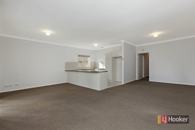 Photo - 15a Eversley Avenue, Enfield SA 5085 - Image 3