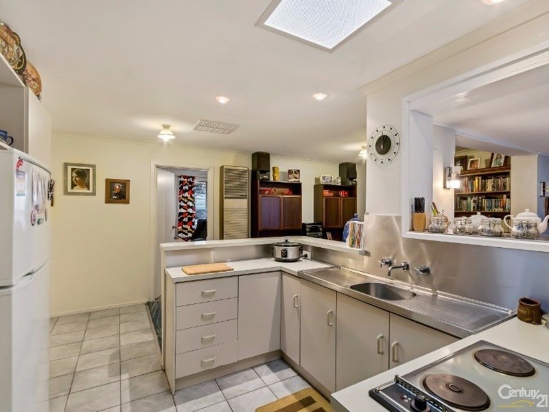 Photo - 15A Gardiner Avenue, Warradale SA 5046 - Image 12