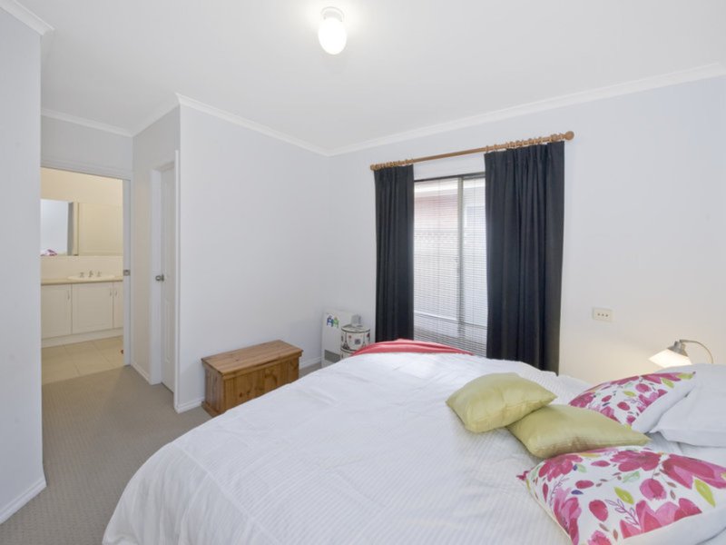 Photo - 15A Havelock St , Largs Bay SA 5016 - Image 4