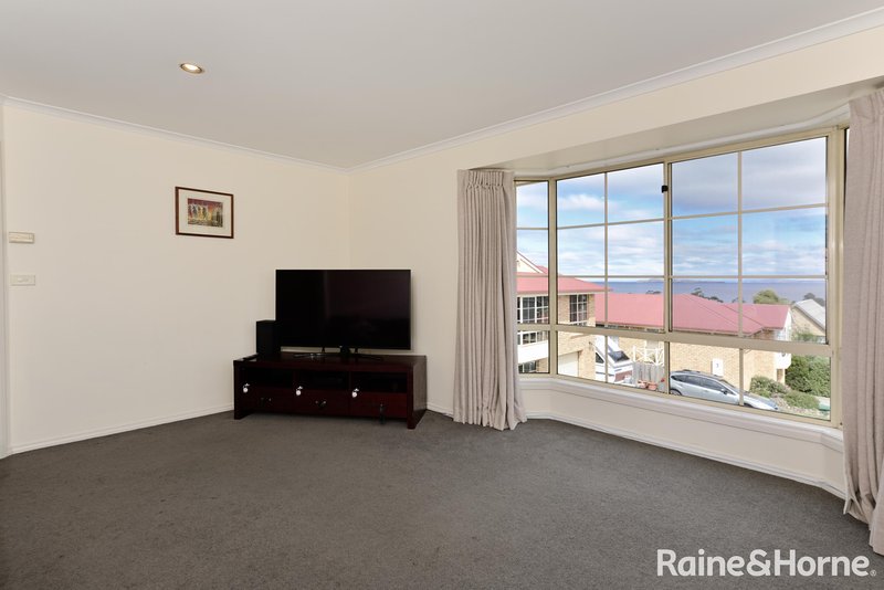 Photo - 1/5A Hill Street, Bellerive TAS 7018 - Image 4