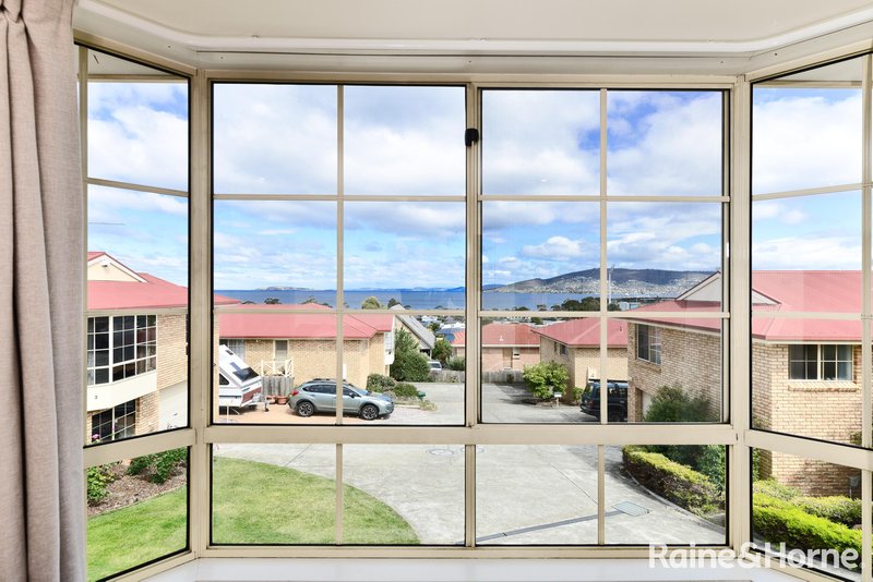 Photo - 1/5A Hill Street, Bellerive TAS 7018 - Image 5