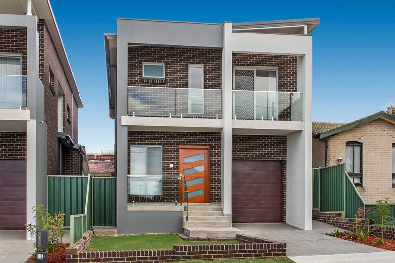 15A Ikara Crescent, Moorebank NSW 2170