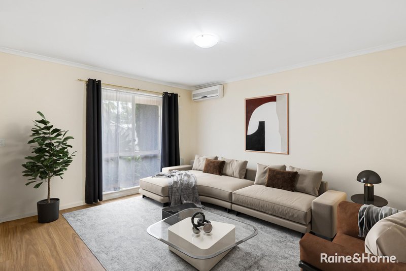 Photo - 15A Karu Crescent, Mitchell Park SA 5043 - Image 3
