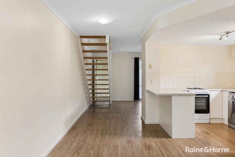 Photo - 15A Karu Crescent, Mitchell Park SA 5043 - Image 4