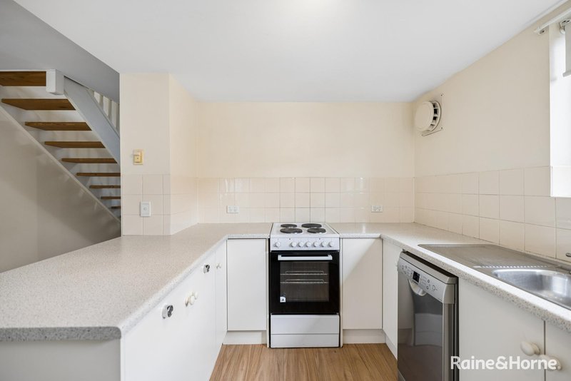 Photo - 15A Karu Crescent, Mitchell Park SA 5043 - Image 6