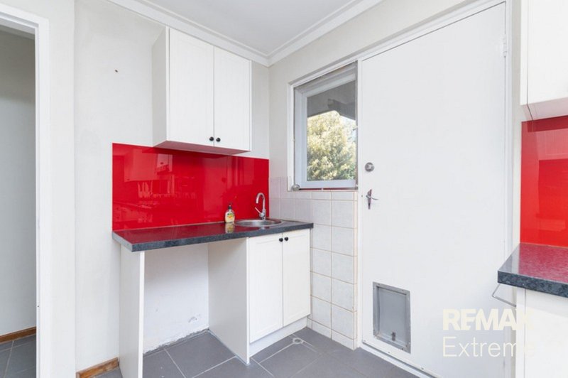 Photo - 15A Lowanna Way, Armadale WA 6112 - Image 13