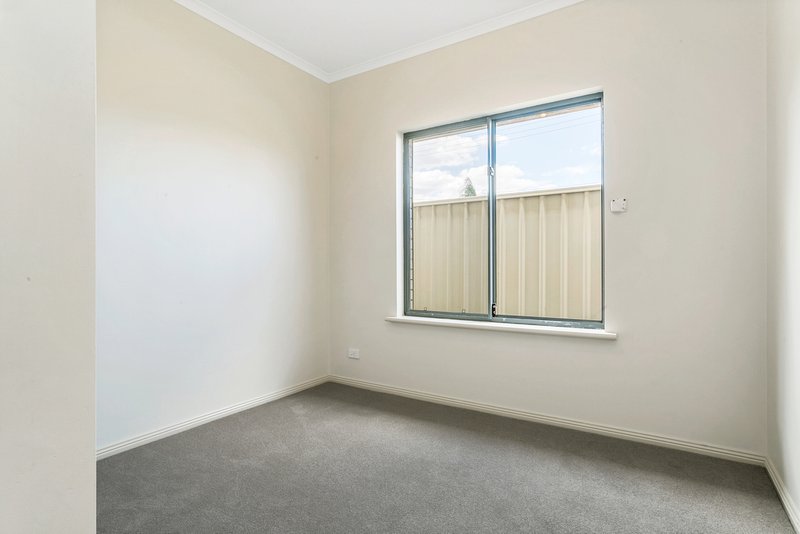 Photo - 15A Macarthur Avenue, Warradale SA 5046 - Image 8