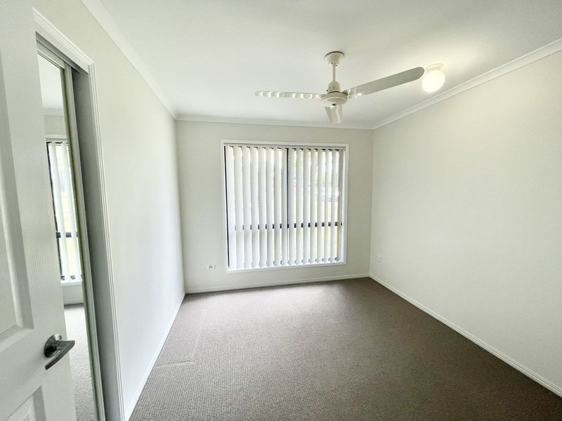 Photo - 15a Martin Street, Bororen QLD 4678 - Image 9