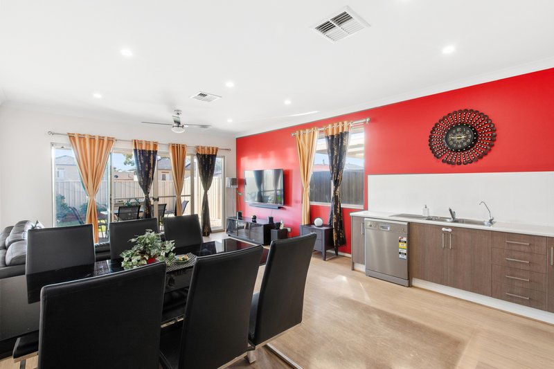 Photo - 15A Mckay Street, Dover Gardens SA 5048 - Image 3