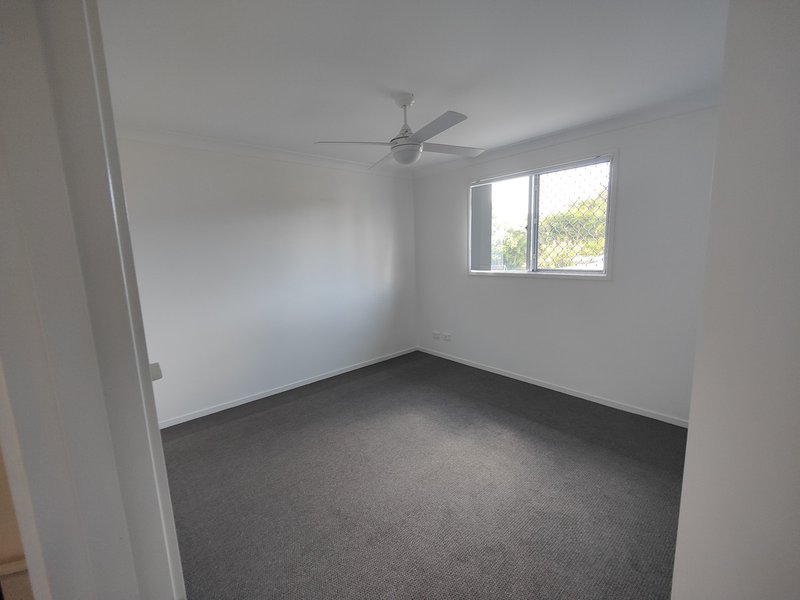 Photo - 1/5a Oleander Street, Daisy Hill QLD 4127 - Image 5