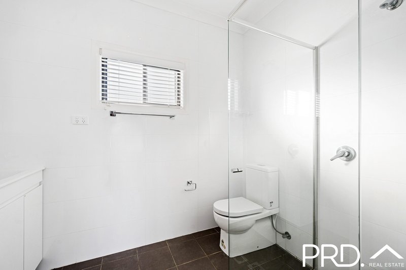 Photo - 15a Singleton Avenue, East Hills NSW 2213 - Image 4