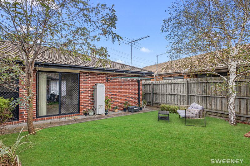 Photo - 15A Sommers Drive, Altona Meadows VIC 3028 - Image 9