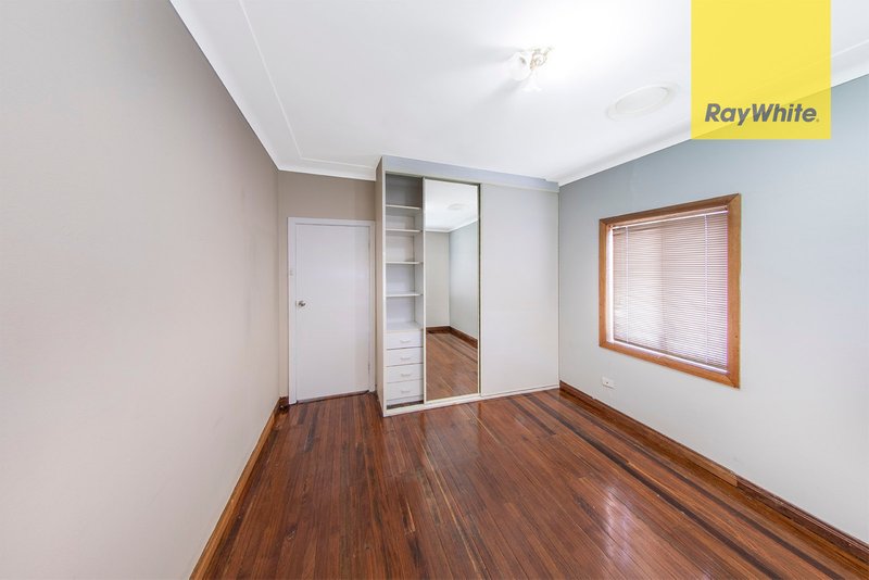 Photo - 15a Symonds Avenue, North Parramatta NSW 2151 - Image 5