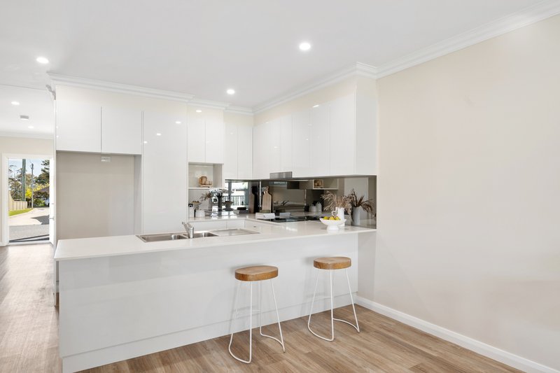 Photo - 1/5A Tabratong Road, Helensburgh NSW 2508 - Image 12