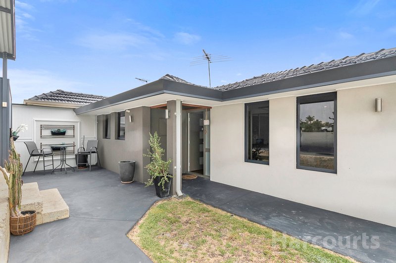 Photo - 15A Tonrita Place, Wanneroo WA 6065 - Image 7