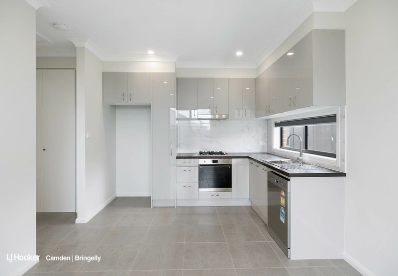 15B Fleece Loop, Oran Park NSW 2570