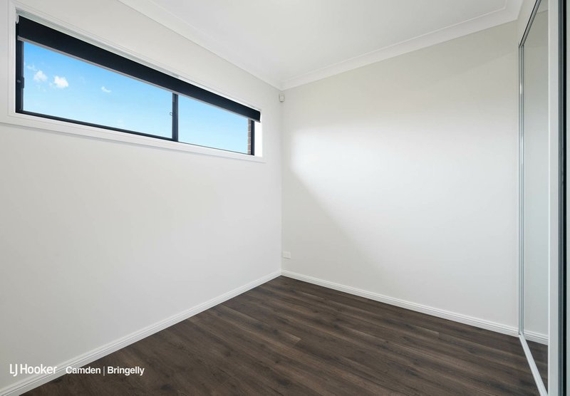 Photo - 15B Fleece Loop, Oran Park NSW 2570 - Image 4