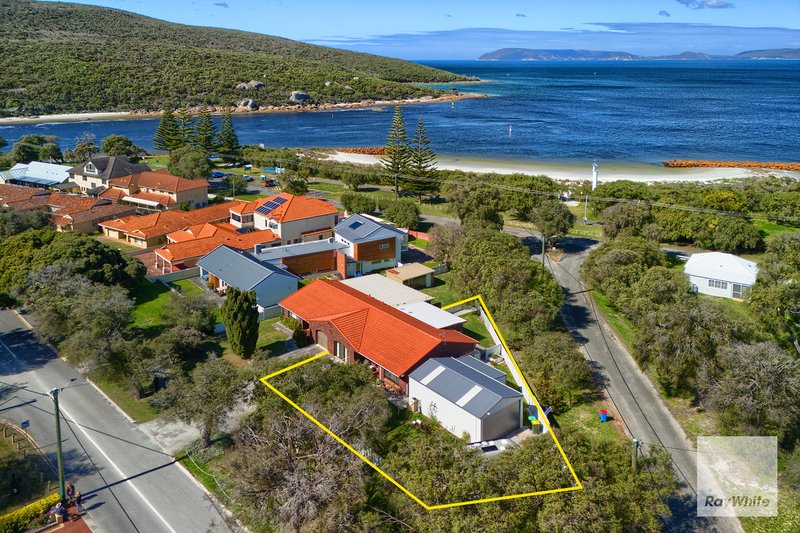 15B Mermaid Avenue, Emu Point WA 6330