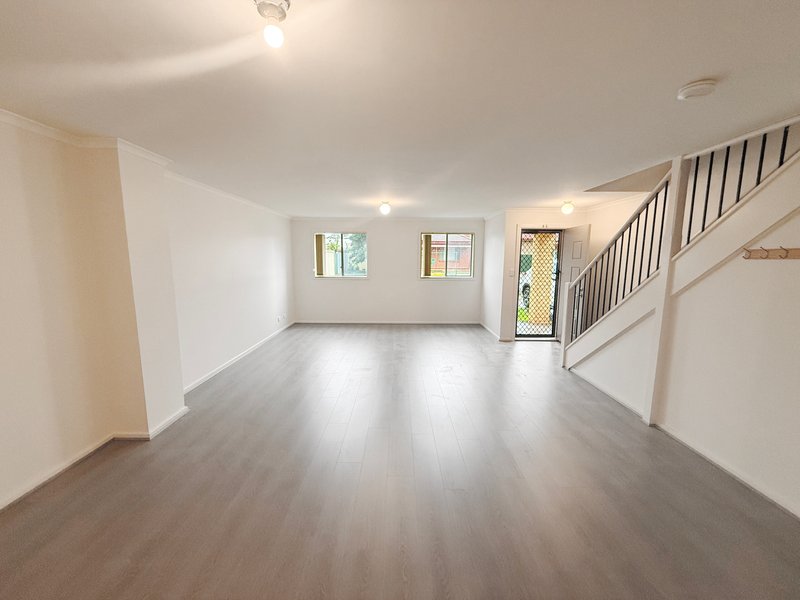 Photo - 15C Queen Street, Smithfield SA 5114 - Image 2
