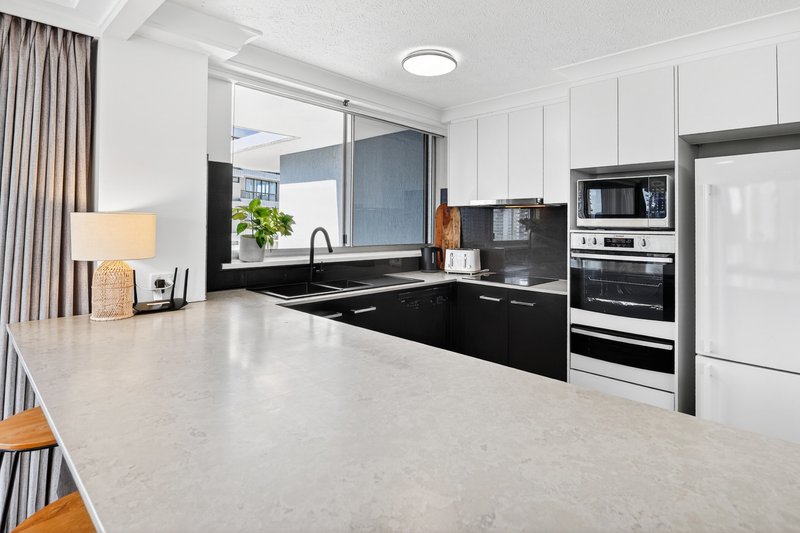 Photo - 15D/3540 Main Beach Parade, Main Beach QLD 4217 - Image 7