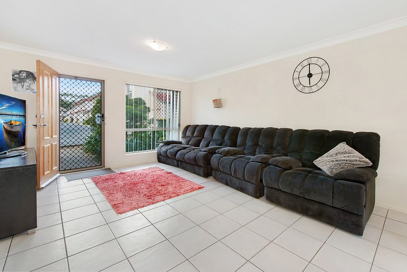 Photo - 16 / 147 Fryar Road, Eagleby QLD 4207 - Image 2