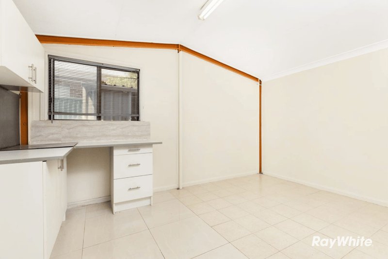 Photo - 16 & 16A Dunstable Road, Blacktown NSW 2148 - Image 15