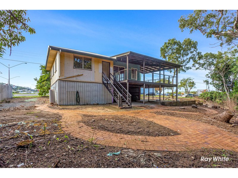 Photo - 16-18 Braithwaite Street, Yeppoon QLD 4703 - Image 9