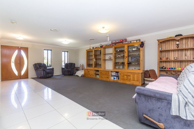 Photo - 16-18 Goldfinch Court, Greenbank QLD 4124 - Image 5