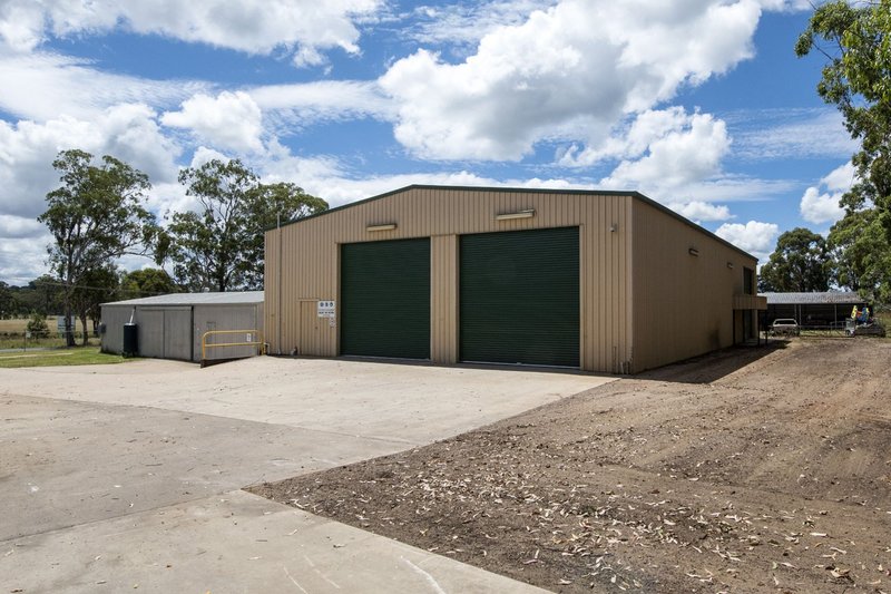 Photo - 16-18 Industrial Road, Crows Nest QLD 4355 - Image 5