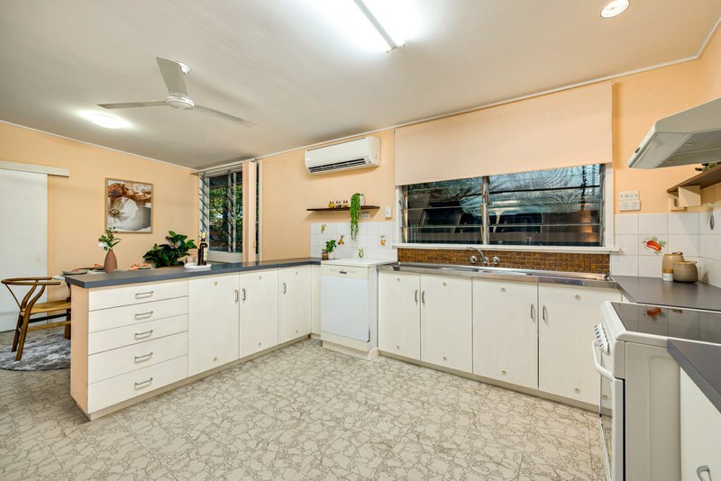 Photo - 16-18 Oxley Street, Edge Hill QLD 4870 - Image 6