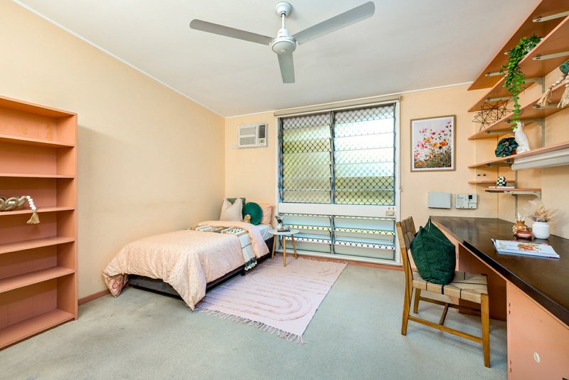 Photo - 16-18 Oxley Street, Edge Hill QLD 4870 - Image 11