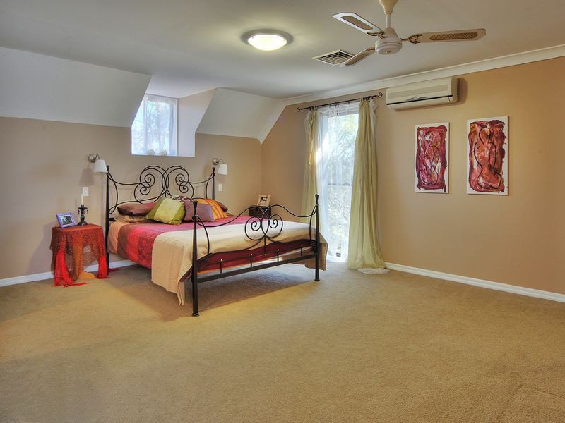 Photo - 16-18 Rangeview Street, Rochedale South QLD 4123 - Image 5