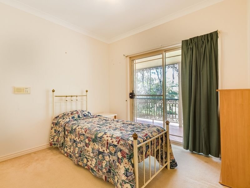 Photo - 16-28 Reggie Drive, Greenbank QLD 4124 - Image 16