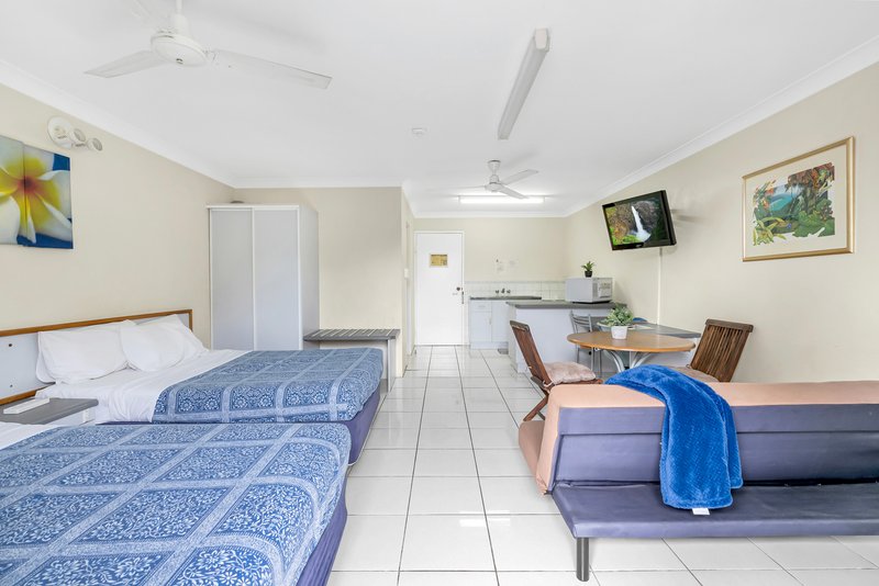 Photo - 16 & 30/259 Sheridan Street, Cairns North QLD 4870 - Image 2