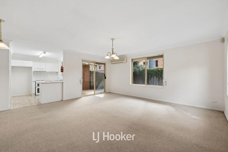 Photo - 1/6-8 Girraween Road, Girraween NSW 2145 - Image 3