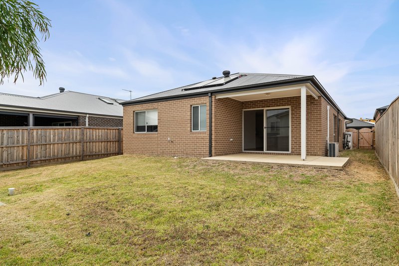 Photo - 16 Abingdon Avenue, Cowes VIC 3922 - Image 13