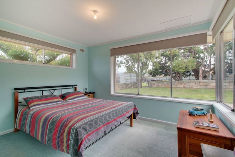 Photo - 16 Adelong Drive, Kingston TAS 7050 - Image 12