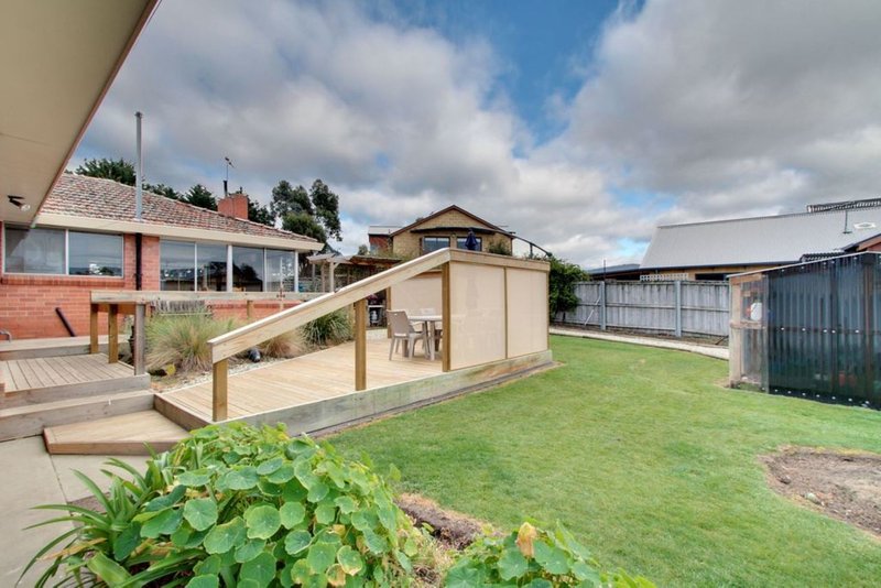 Photo - 16 Adelong Drive, Kingston TAS 7050 - Image 16