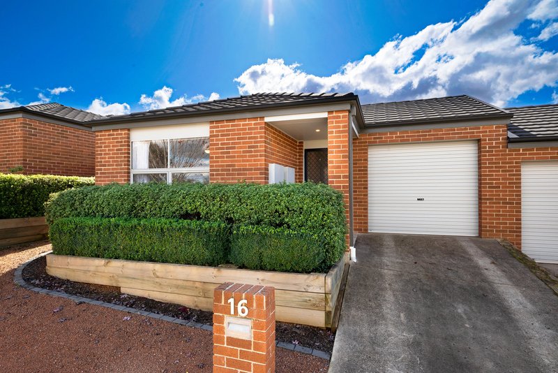 16 Adventure Street, Harrison ACT 2914