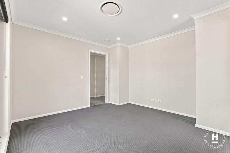Photo - 16 Affinity Way, South Ripley QLD 4306 - Image 4