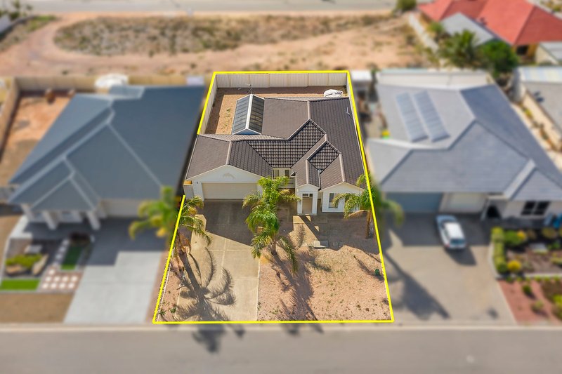 Photo - 16 Albatross Street, Wallaroo SA 5556 - Image 3