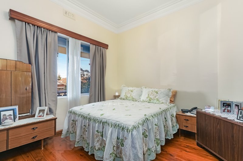 Photo - 16 Albert Street, Leichhardt NSW 2040 - Image 7