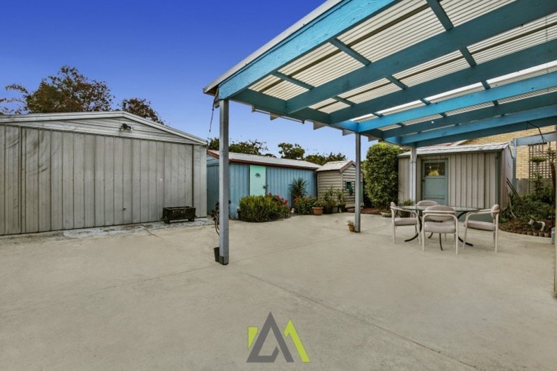 Photo - 16 Aleppo Crescent, Frankston North VIC 3200 - Image 8