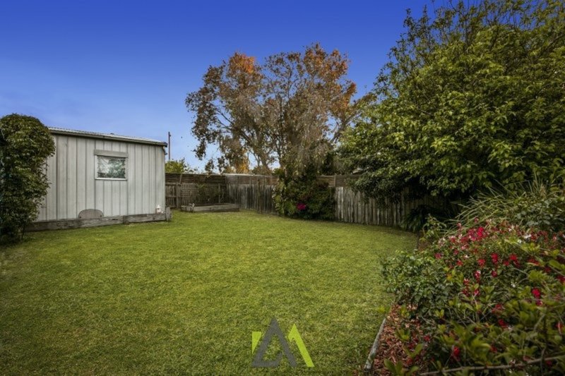 Photo - 16 Aleppo Crescent, Frankston North VIC 3200 - Image 10